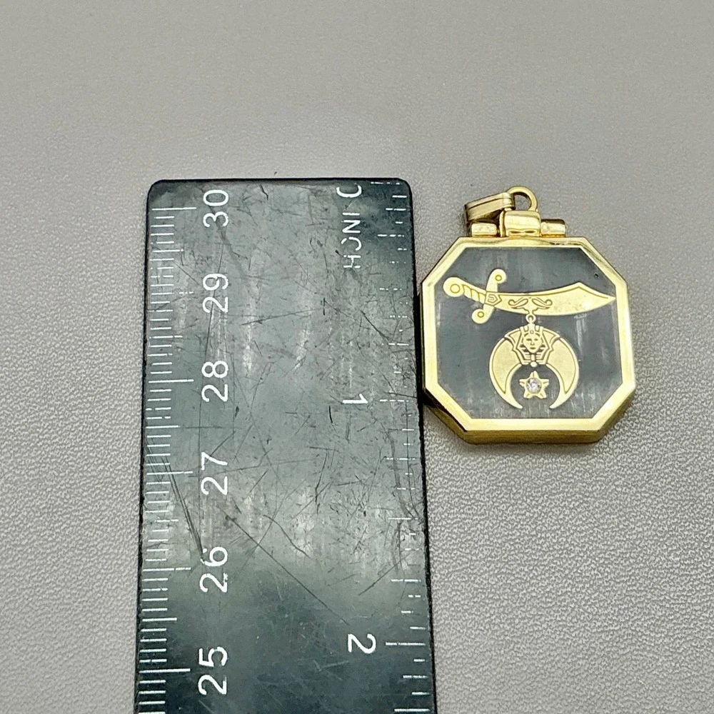 Masonic Shriner Freemason Hinged Locket Award Pendant Black Gold Tone 1 Inch